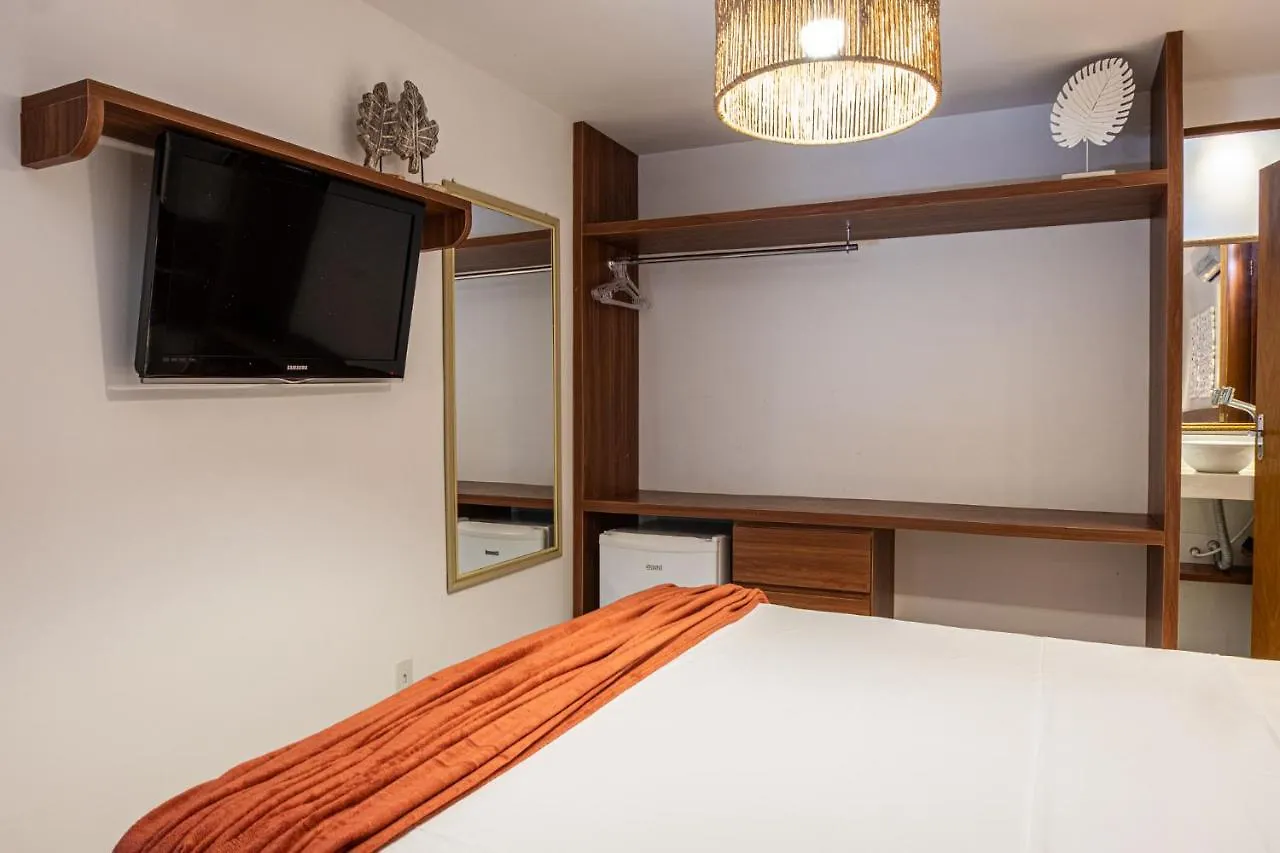 Charme Da Vila Suites Pôrto das Galinhas 2*,
